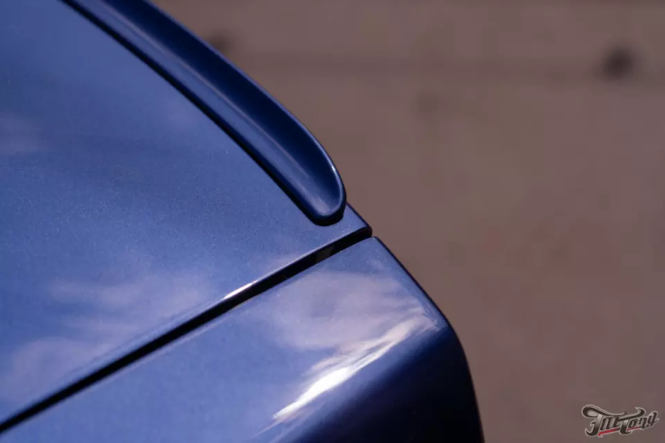 BMW 850i (E31). Полный перекрас, новая выхлопная система, полный пошив салона, карбон и музыка! Часть 2